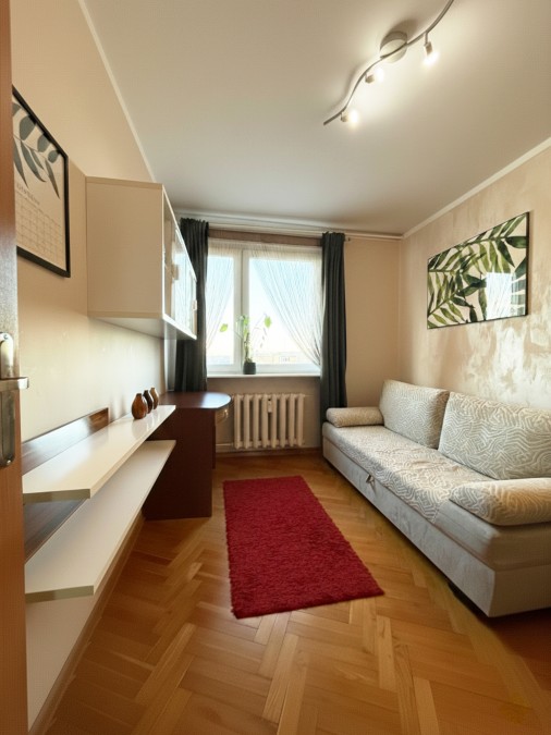 Przytulne 3 pokoje-balkon (2)