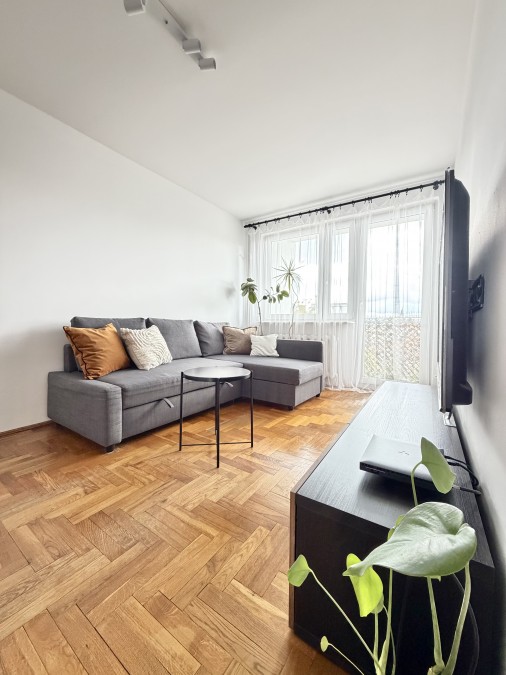Przytulne 3 pokoje-balkon (2)