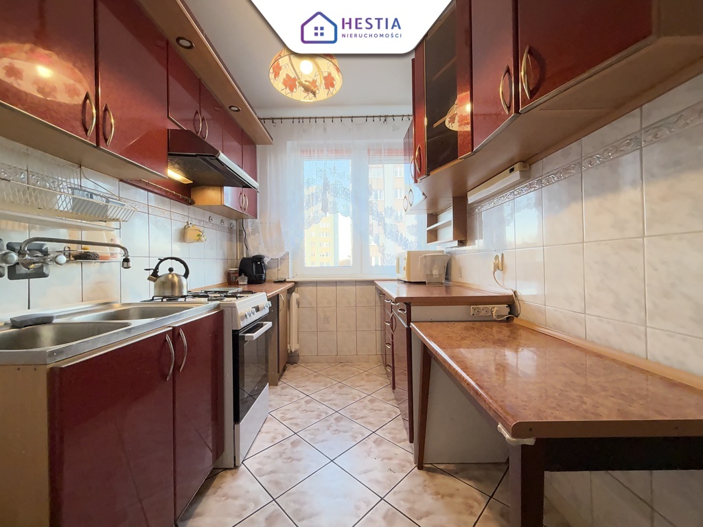 4- pok mieszkanie z piwnica i balkonem.Zawadzkiego (4)