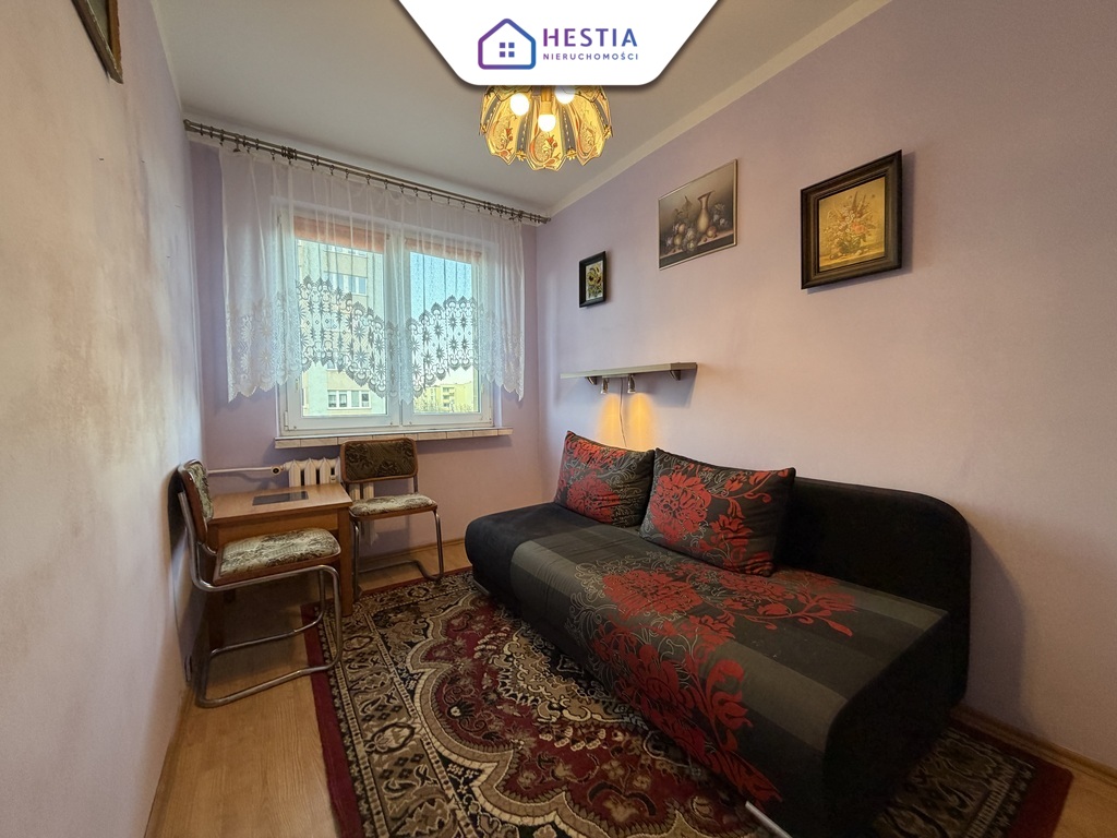 4- pok mieszkanie z piwnica i balkonem.Zawadzkiego (9)