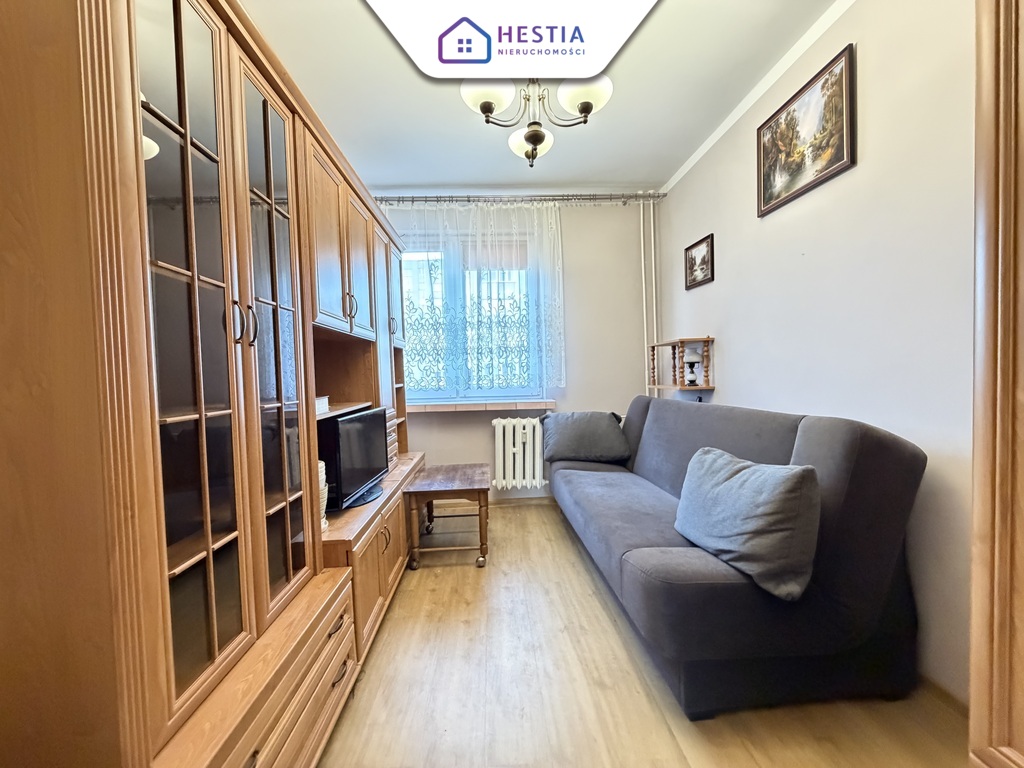 4- pok mieszkanie z piwnica i balkonem.Zawadzkiego (10)