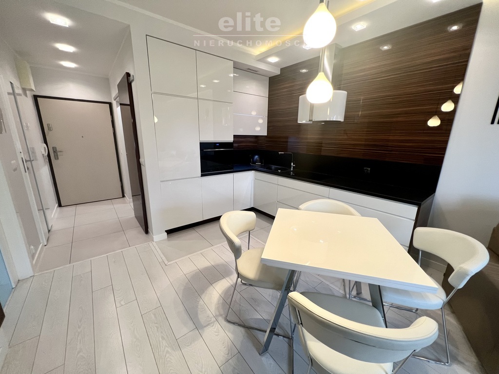 Gumieńce, 2 pok. z m. postojowym, kom lok,balkon, (4)