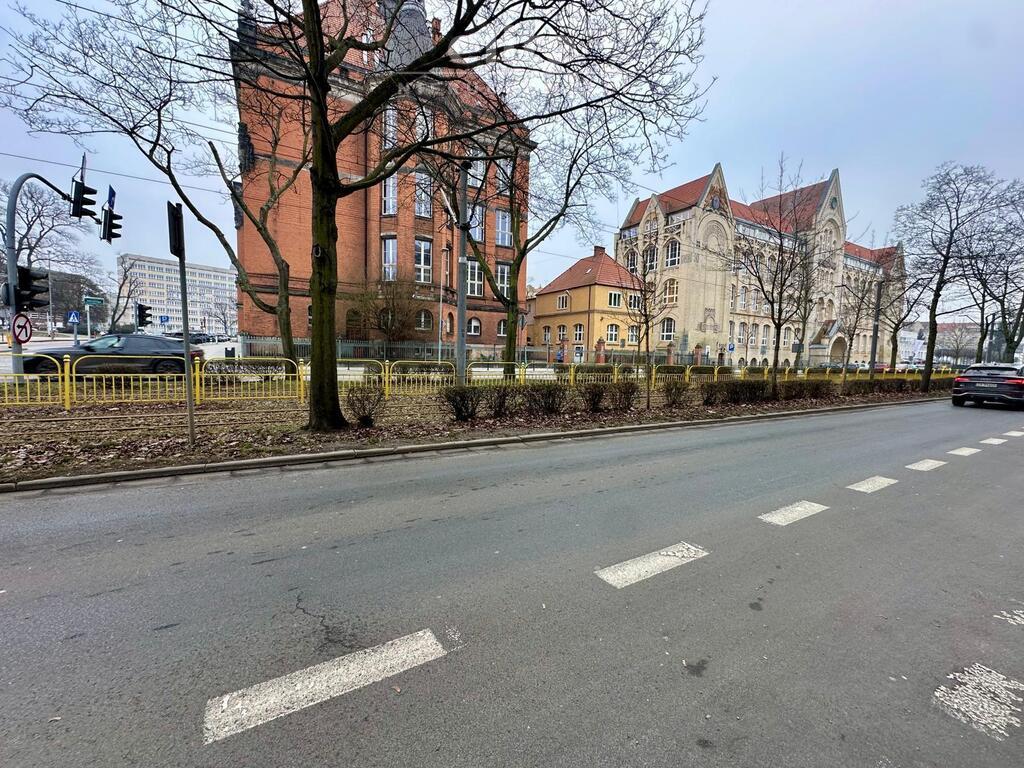 Rozkładowe 2 pokoje Centrum ul. Sikorskiego (2)