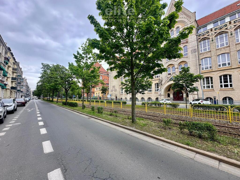 Rozkładowe 2 pokoje Centrum ul. Sikorskiego (1)