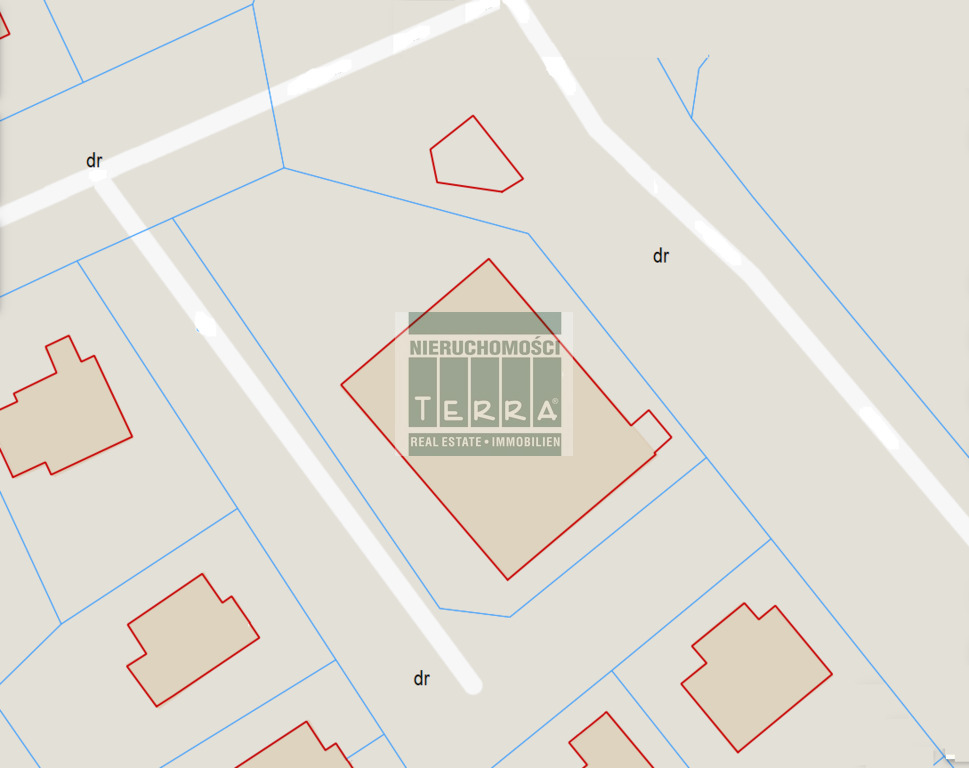 Budynek komercyjny w centrum osiedla. (4)