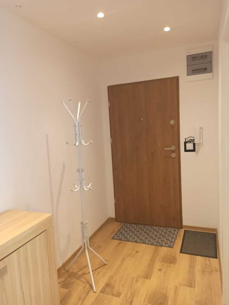 Dwupokojowe mieszkanie z garażem (6)