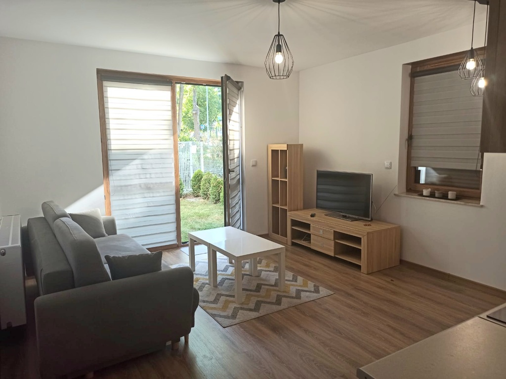 Dwupokojowe mieszkanie z garażem (1)