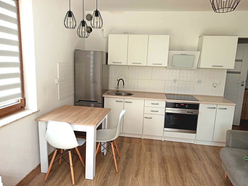 Dwupokojowe mieszkanie z garażem (4)