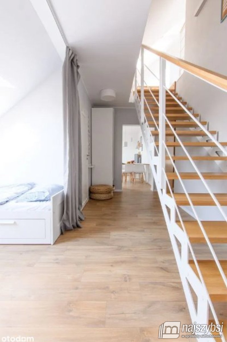 KOŁOBRZEG- DWUPOZIOMOWE MIESZKANIE 300M OD PLAŻY  (6)