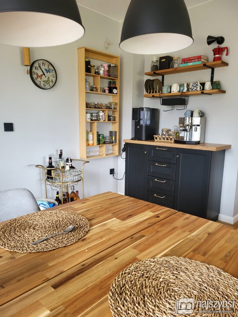 Świerzno okolica  - Przestronny Dom z Potencjałem  (3)