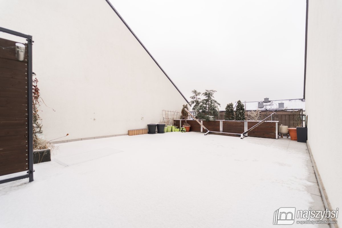 Warzymice-3 pokoje, taras 45m2 i Strych 30m2 (22)