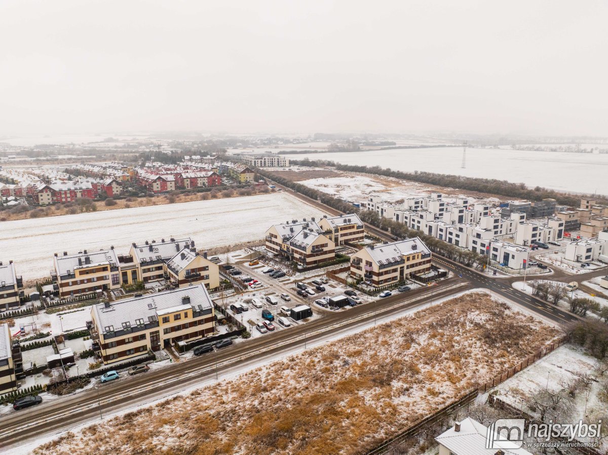 Warzymice-3 pokoje, taras 45m2 i Strych 30m2 (24)