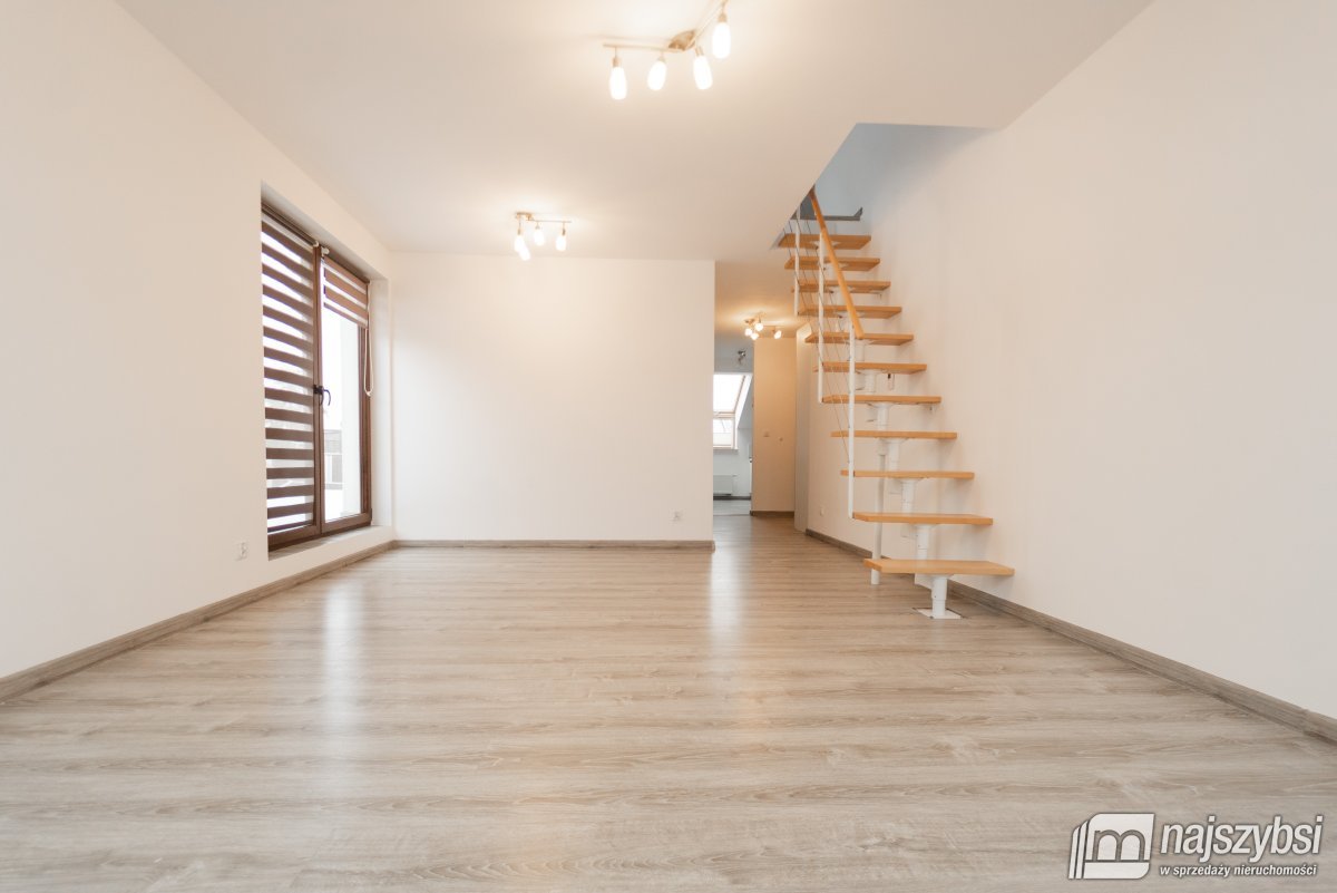 Warzymice-3 pokoje, taras 45m2 i Strych 30m2 (7)