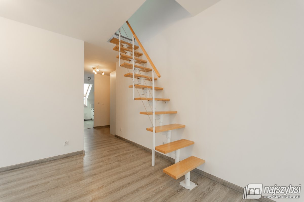 Warzymice-3 pokoje, taras 45m2 i Strych 30m2 (8)