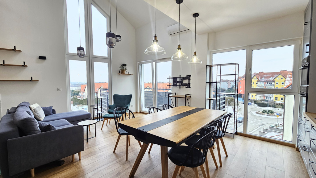 Przestrzeń, światło i wysoki standard w Przecławiu (3)