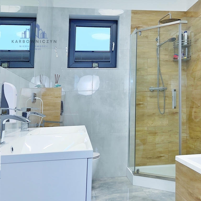 Nowoczesny dom dla wymagających w cenie mieszkania (20)