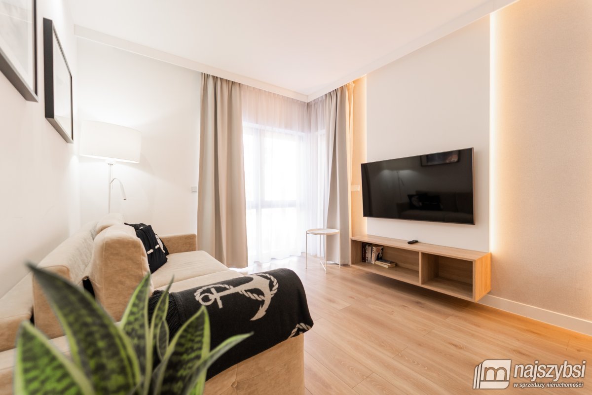 Pobierowo - Apartament z miejscem postojowym   (3)