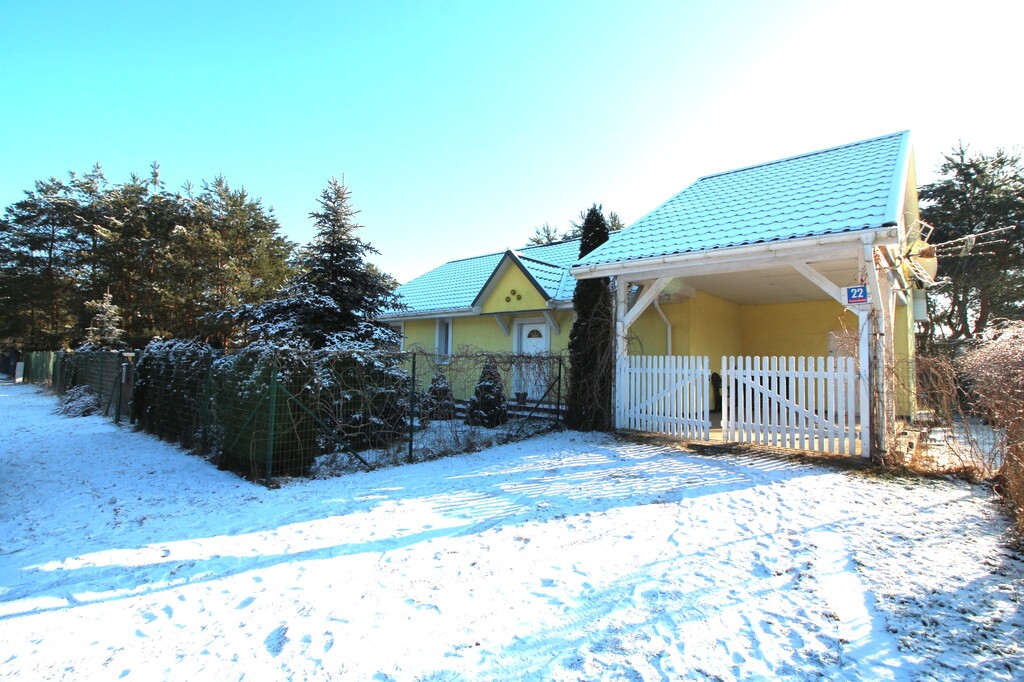 Dom w Sownie na osiedlu pod lasem z dużą działką (4)