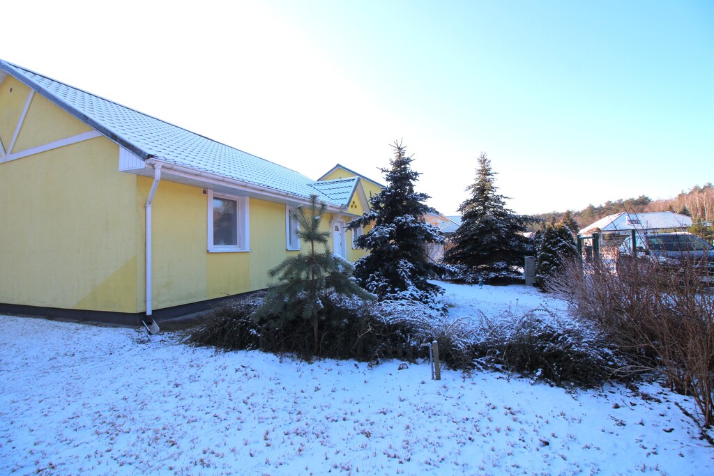 Dom w Sownie na osiedlu pod lasem z dużą działką (2)