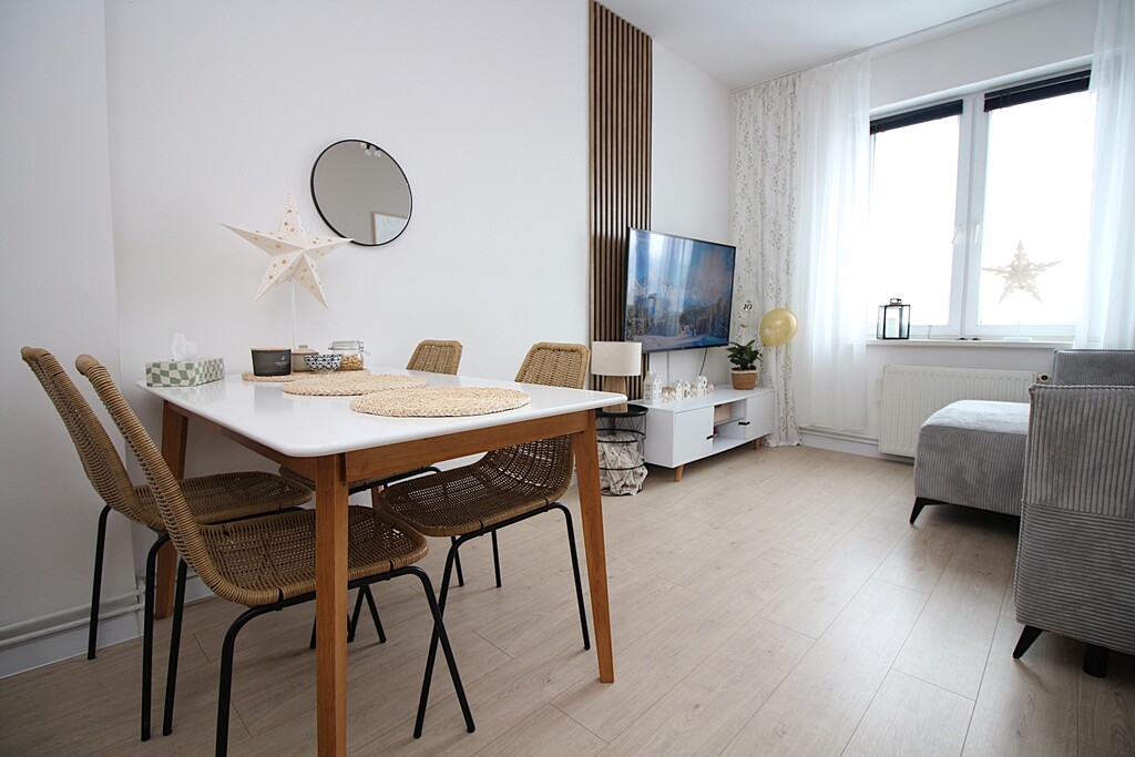 Funkcjonalne 2 pokojowe mieszkanie - piwnica (3)