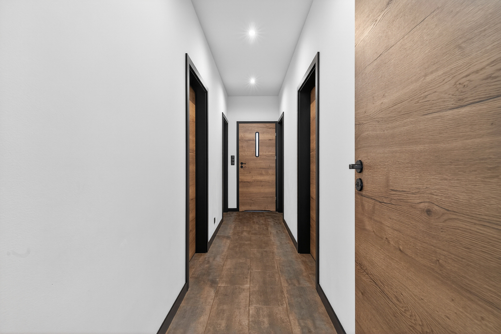 NOWOCZESNY DOM POD LASEM - WYSOKI STANDARD (14)