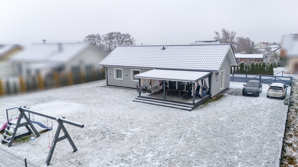 NOWOCZESNY DOM POD LASEM - WYSOKI STANDARD (17)