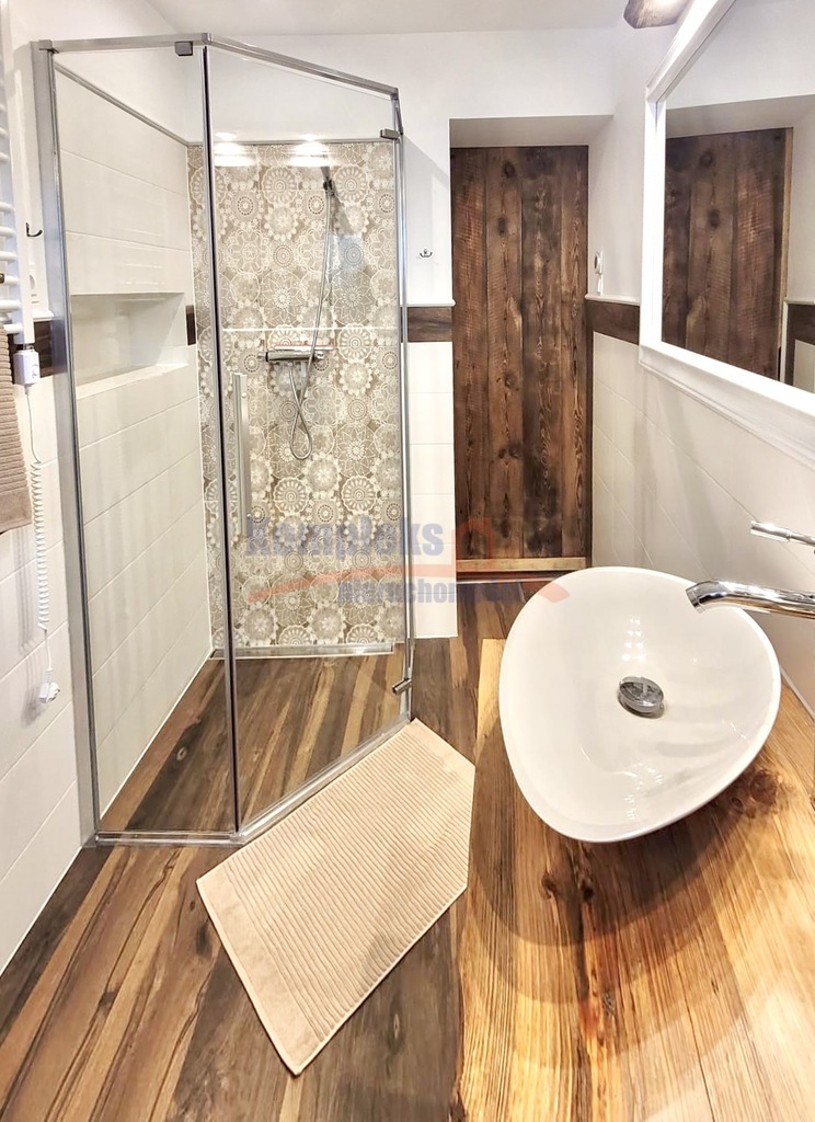 2 pok. przy jeziorze - Nowe Warpno (12)