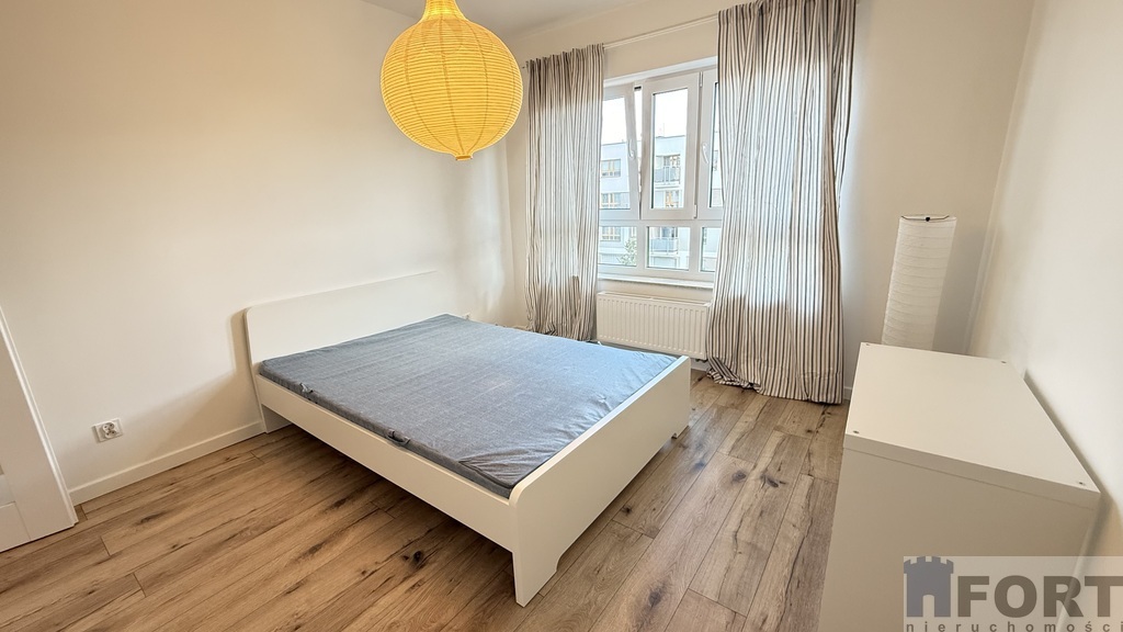 Tenisowa, 2 pokojowe, 2 piętro winda, balkon (5)