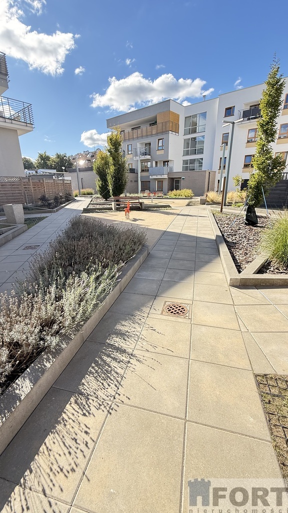 Tenisowa, 2 pokojowe, 2 piętro winda, balkon (16)