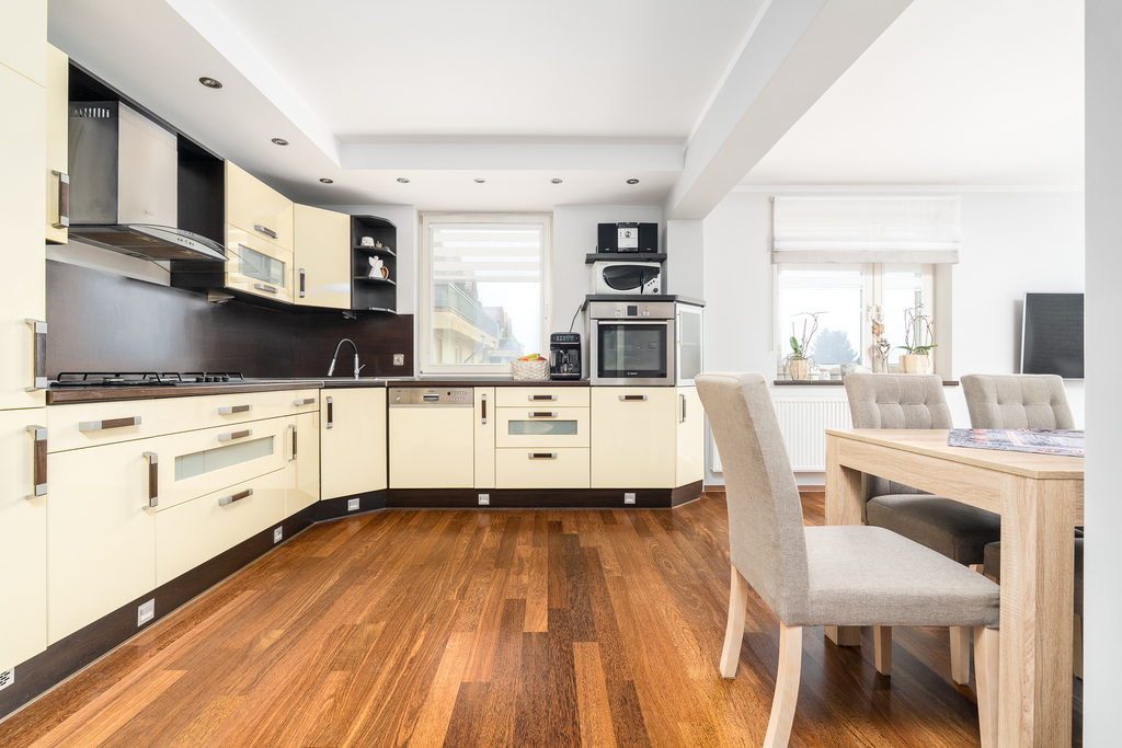 Komfortowe 3 pokoje na 1 piętrze. Dąbie. (2)