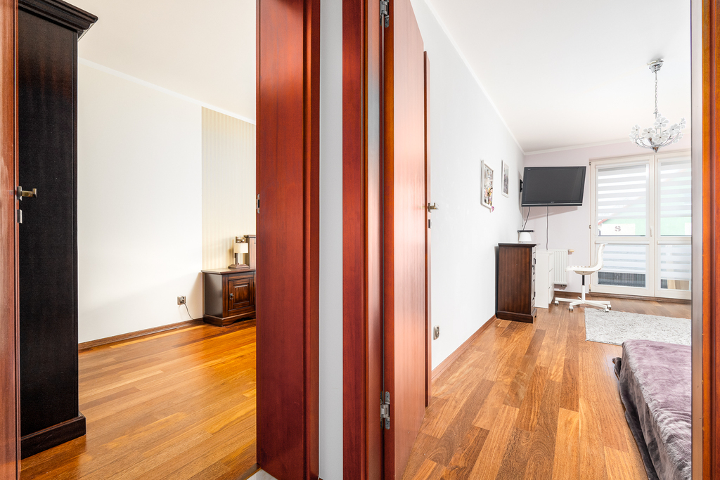 Komfortowe 3 pokoje na 1 piętrze. Dąbie. (8)