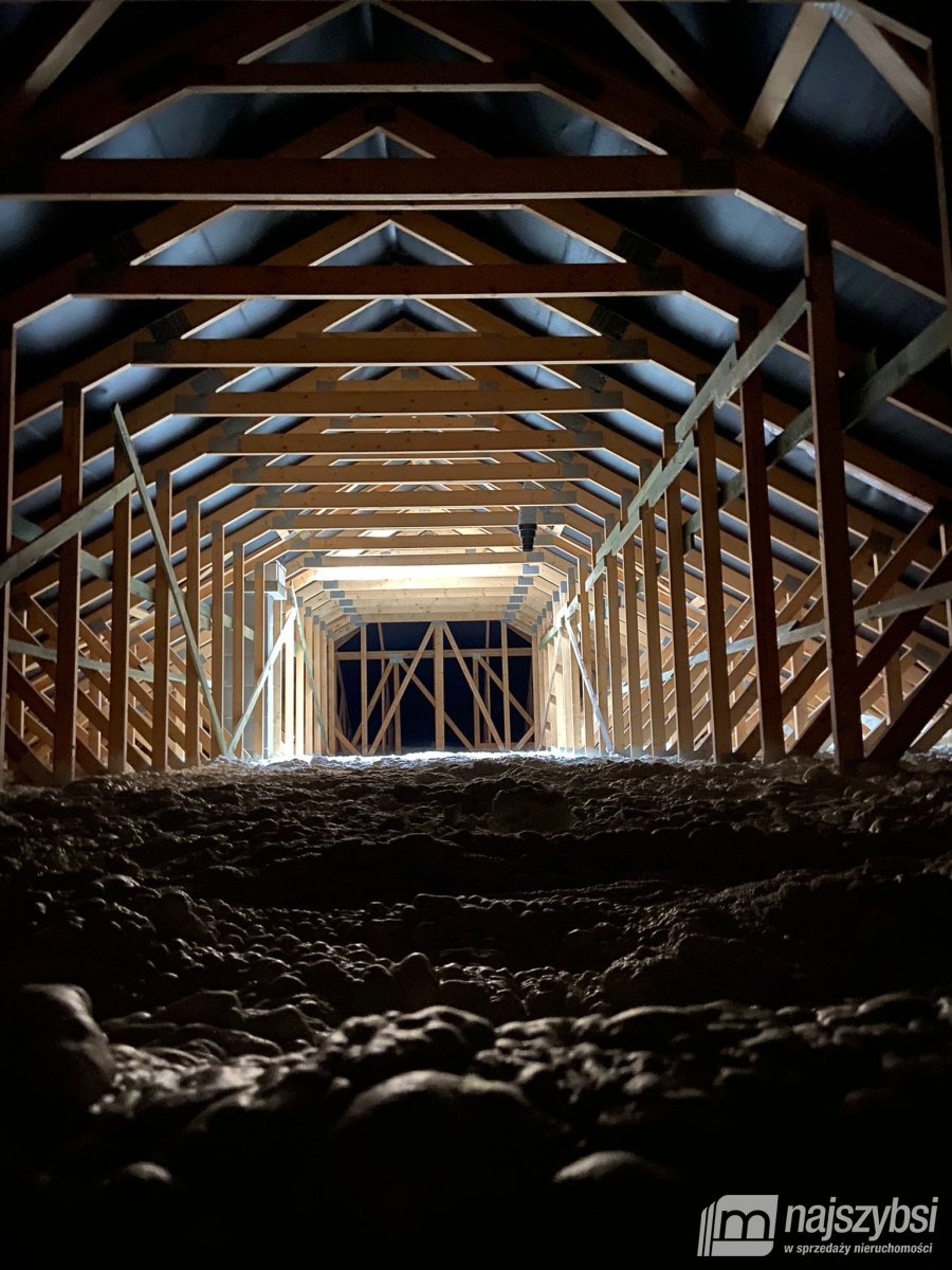 Tanowo- wyjątkowy nowoczesny dom parterowy (11)