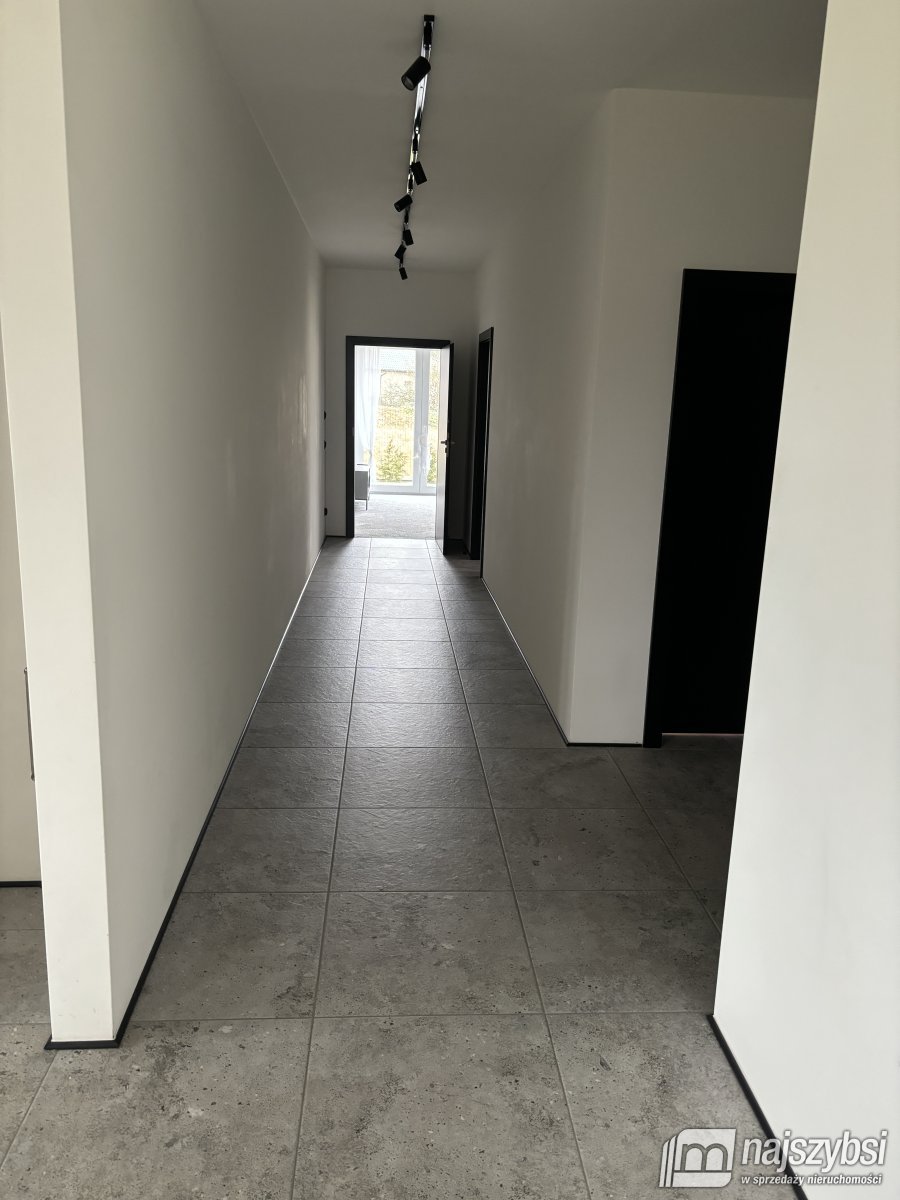 Tanowo- wyjątkowy nowoczesny dom parterowy (12)