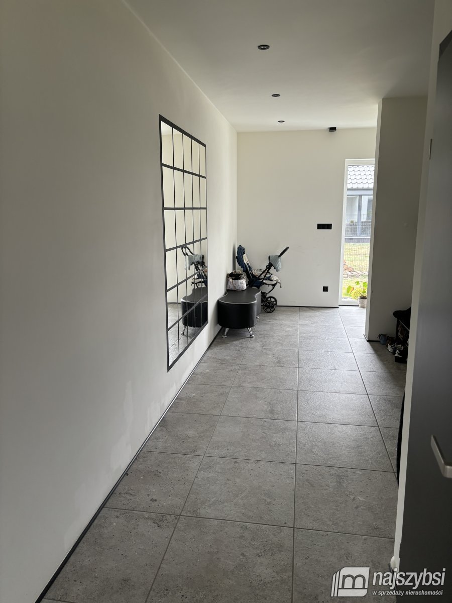 Tanowo- wyjątkowy nowoczesny dom parterowy (7)