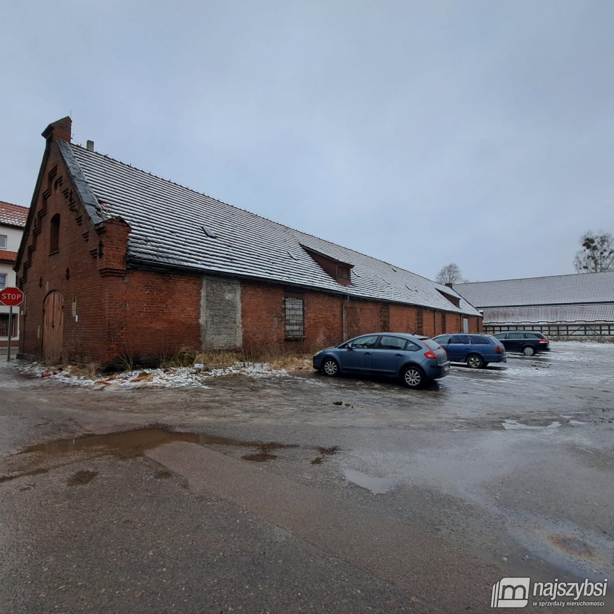 BIAŁOGARD-ZABYTKOWY BUDYNEK POD INWESTYCJĘ  (9)