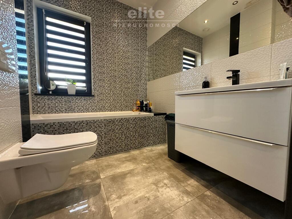 Dom parterowy 112 m2 działka 1644 m2 8 km od morza (9)