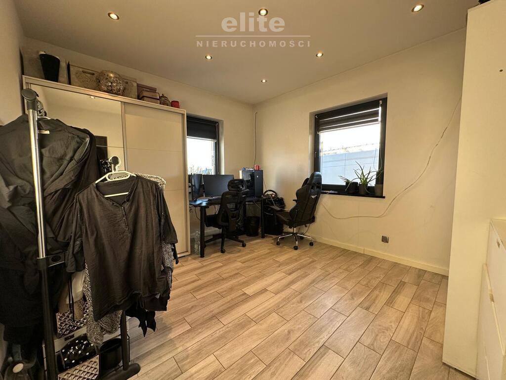 Dom parterowy 112 m2 działka 1644 m2 8 km od morza (15)