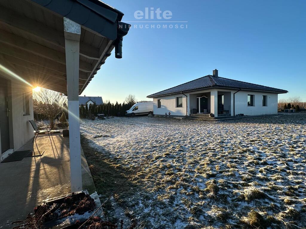 Dom parterowy 112 m2 działka 1644 m2 8 km od morza (2)