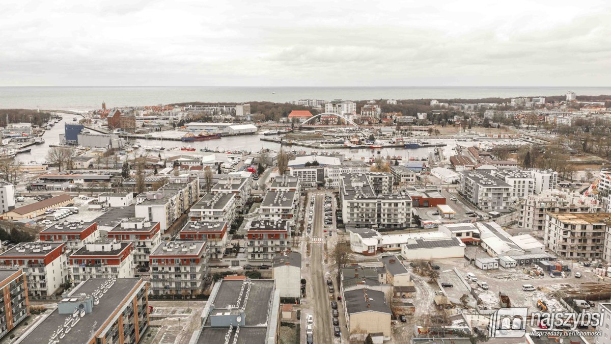 Kołobrzeg-apartament z miejscem postojowym w cenie (22)