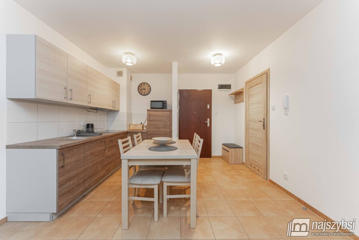 Kołobrzeg-apartament z miejscem postojowym w cenie (5)
