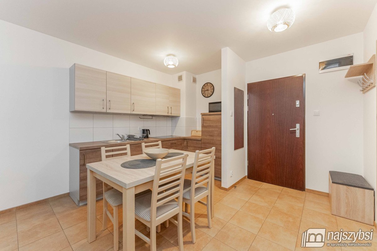 Kołobrzeg-apartament z miejscem postojowym w cenie (8)