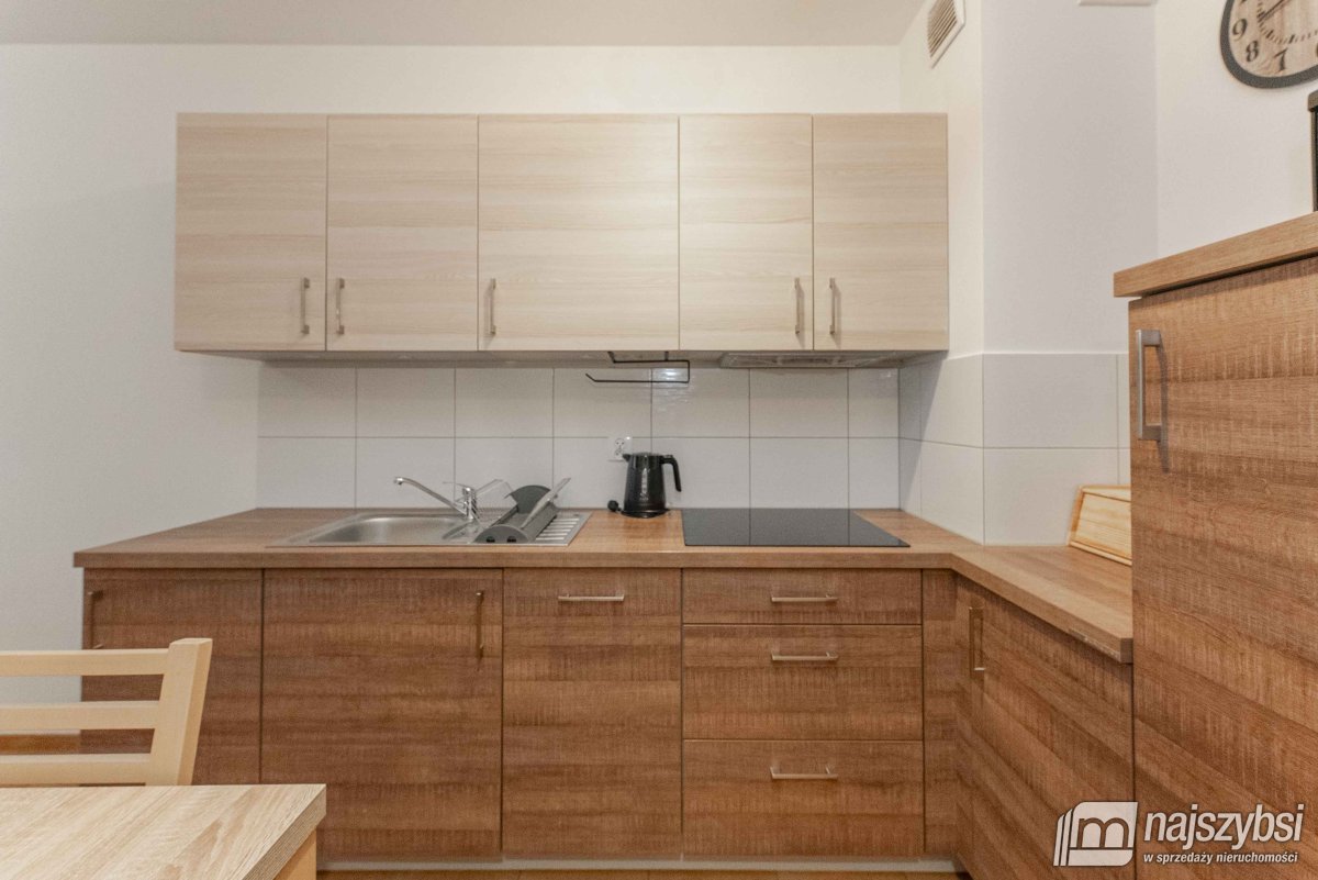 Kołobrzeg-apartament z miejscem postojowym w cenie (9)