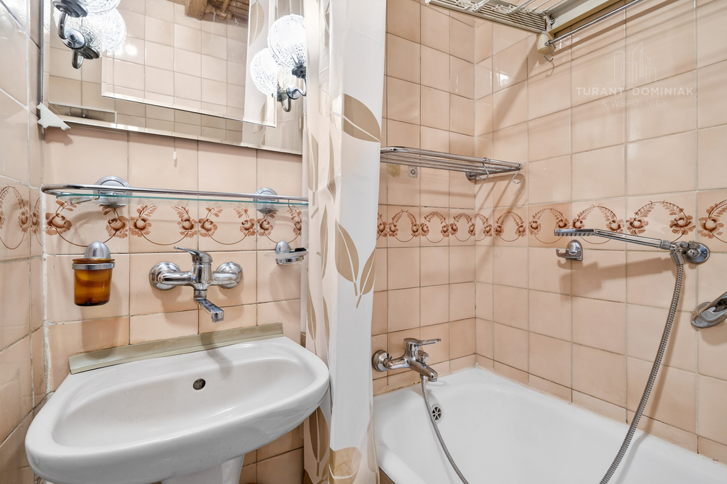 Mieszkanie 3-pokojowe w przedwojennej kamienicy (9)