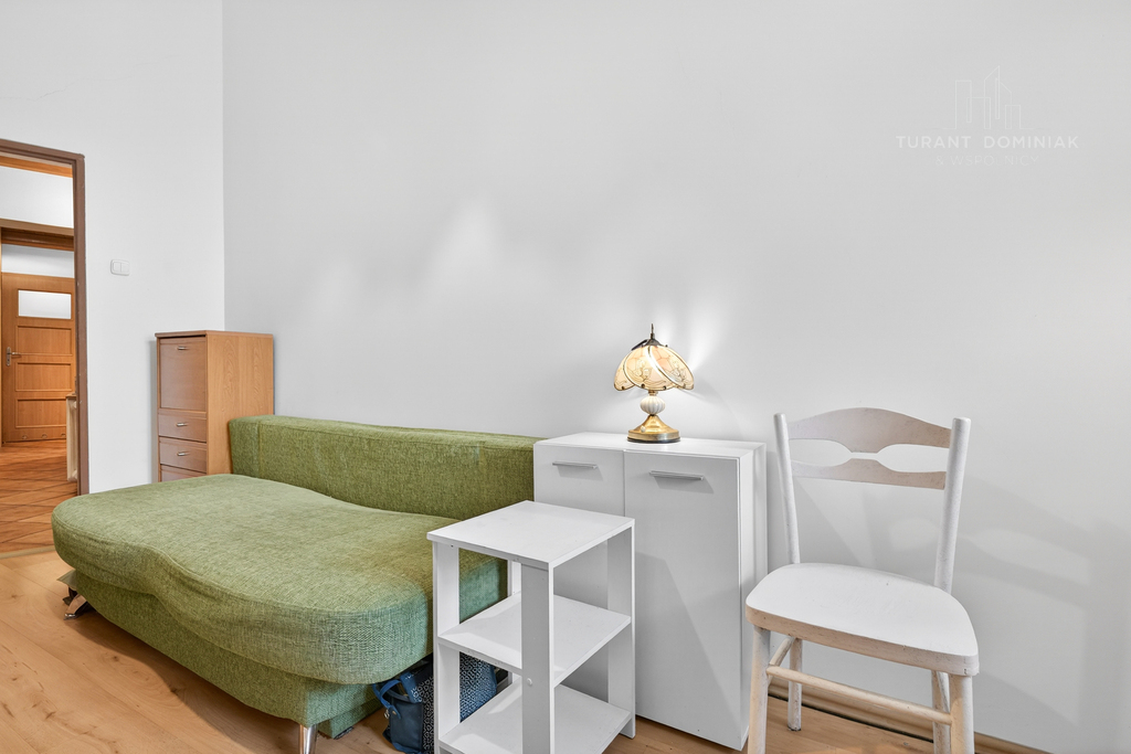 Mieszkanie 3-pokojowe w przedwojennej kamienicy (14)