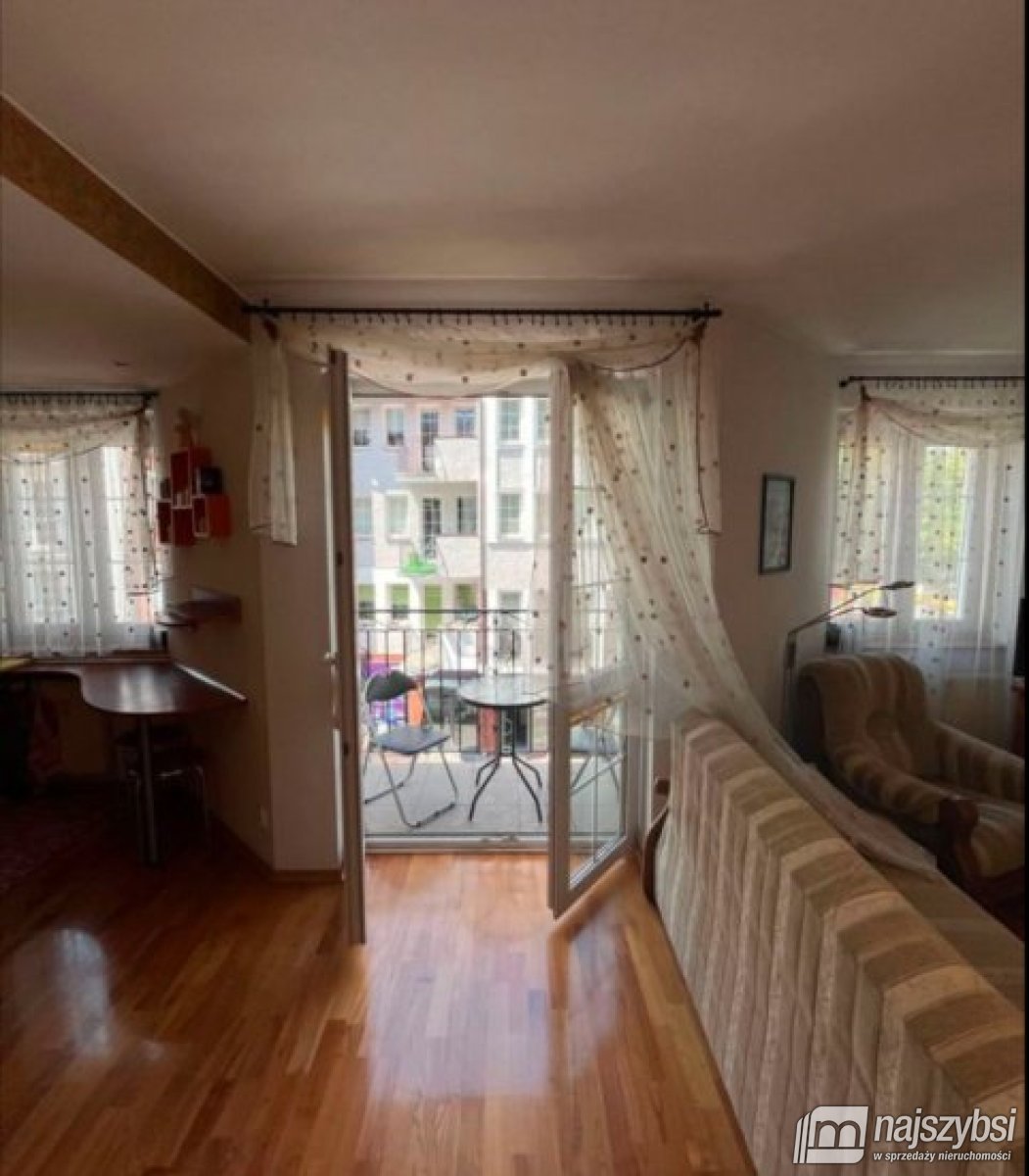 Kołobrzeg - Mieszkanie w  centrum miasta ! (3)