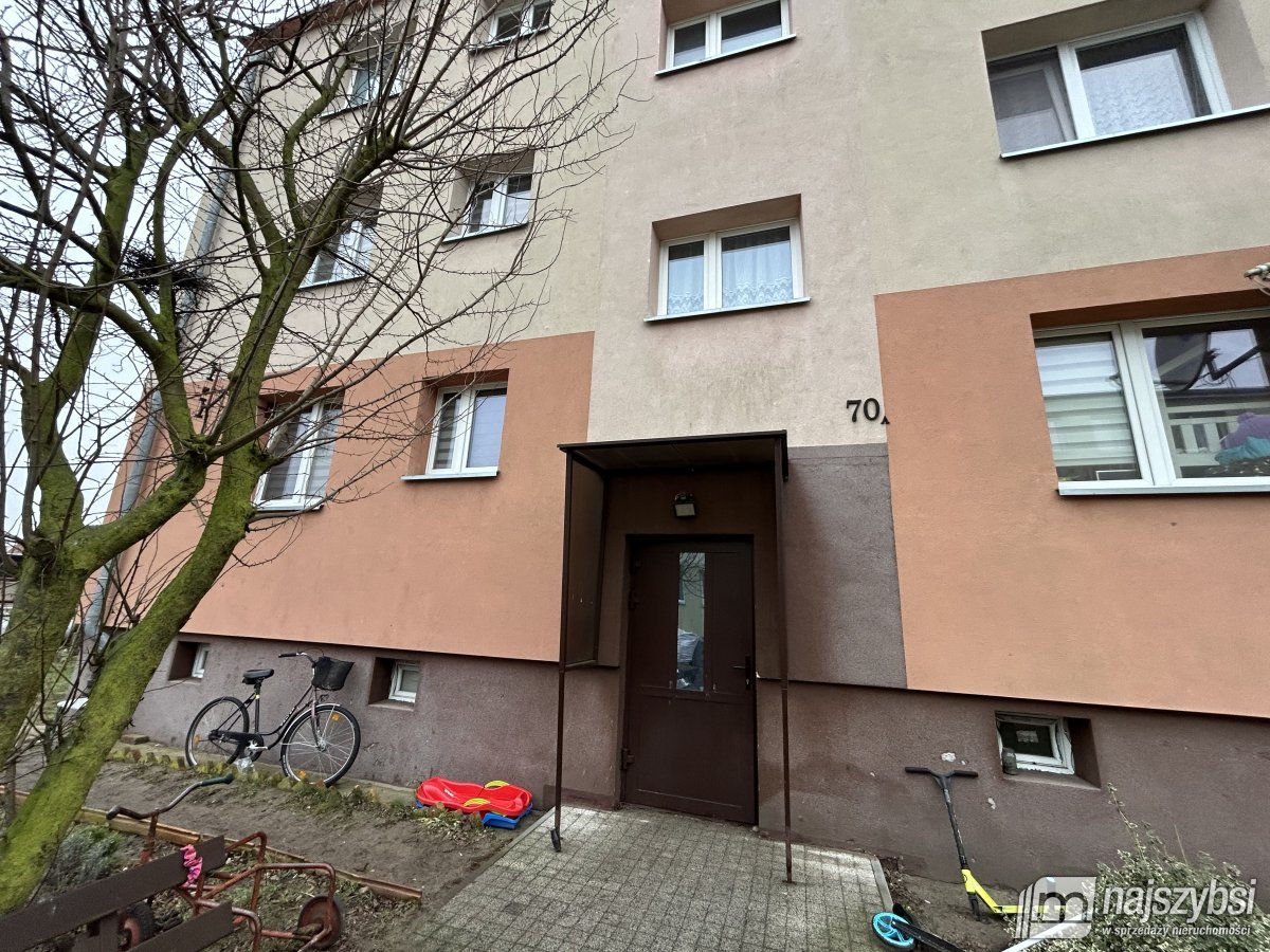 Komarowo - kawalerka do lekkiego remontu (2)