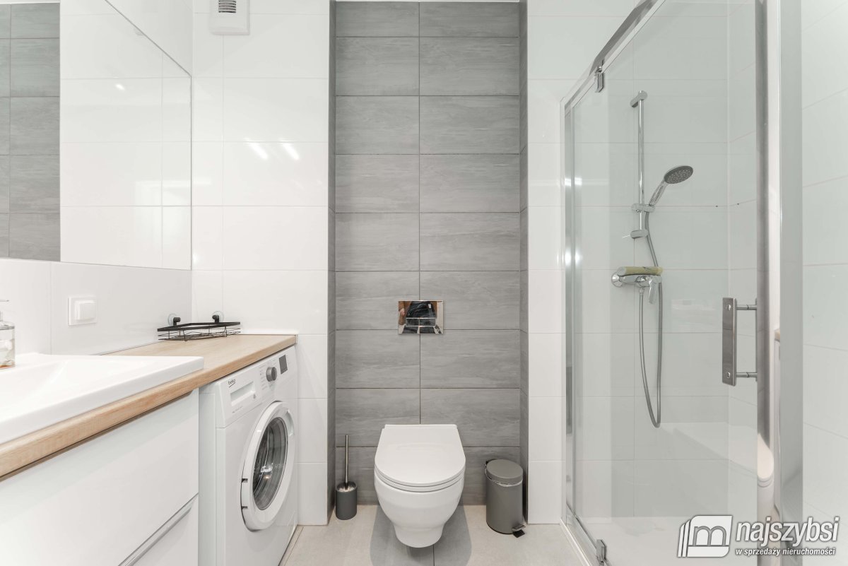 Kołobrzeg-Apartament  2 pok. z miejscem postojowym (10)