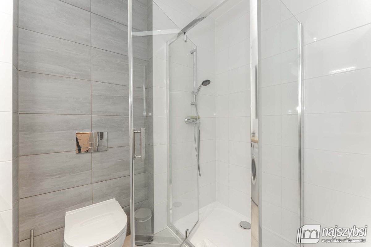 Kołobrzeg-Apartament  2 pok. z miejscem postojowym (12)