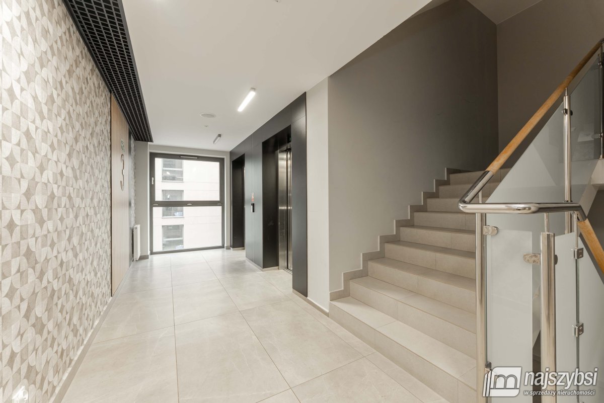 Kołobrzeg-Apartament  2 pok. z miejscem postojowym (16)