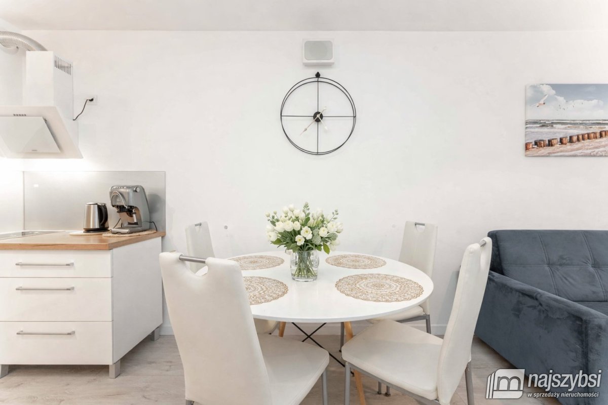 Kołobrzeg-Apartament  2 pok. z miejscem postojowym (3)